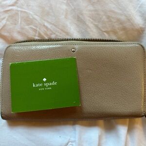 Kate Spade New York Continental Wallet